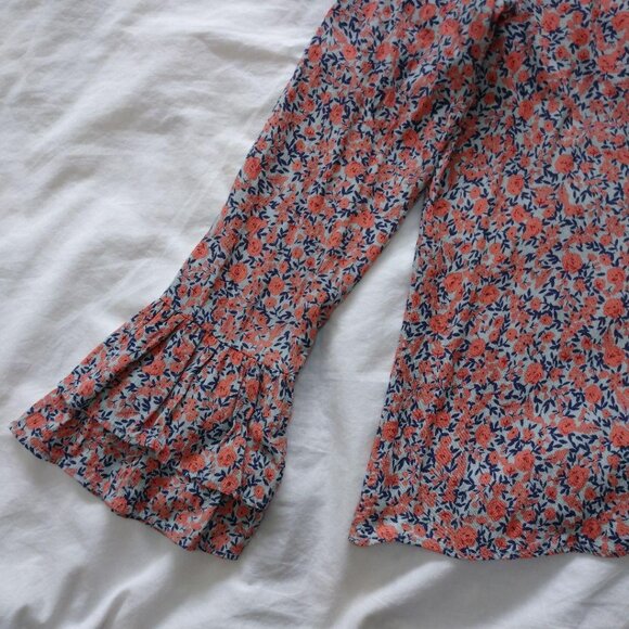 Punpe Floral Print Blouse - Picture 4 of 7